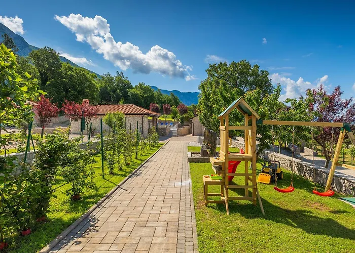Skavre Villa