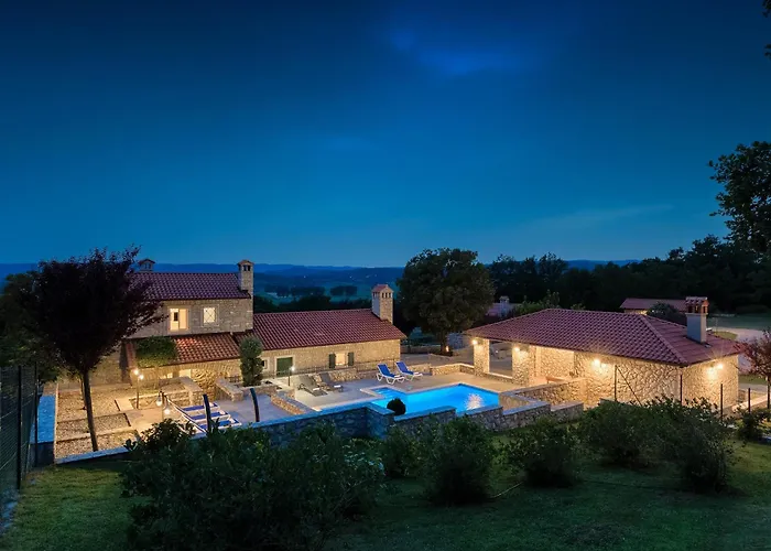 Skavre Villa *